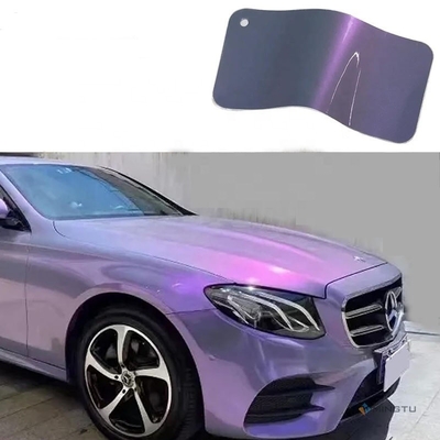 DIY-Fahrzeugtransformation Mingtu Grau zu charmantes lila glänzendes Chamäleon Vinyl Wrap