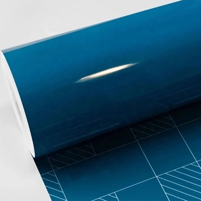 2024 Satin-Weiß-Full-Car-Vinyl-Wrap-Rolle mit Luftentladung perfekt für die Körperposition